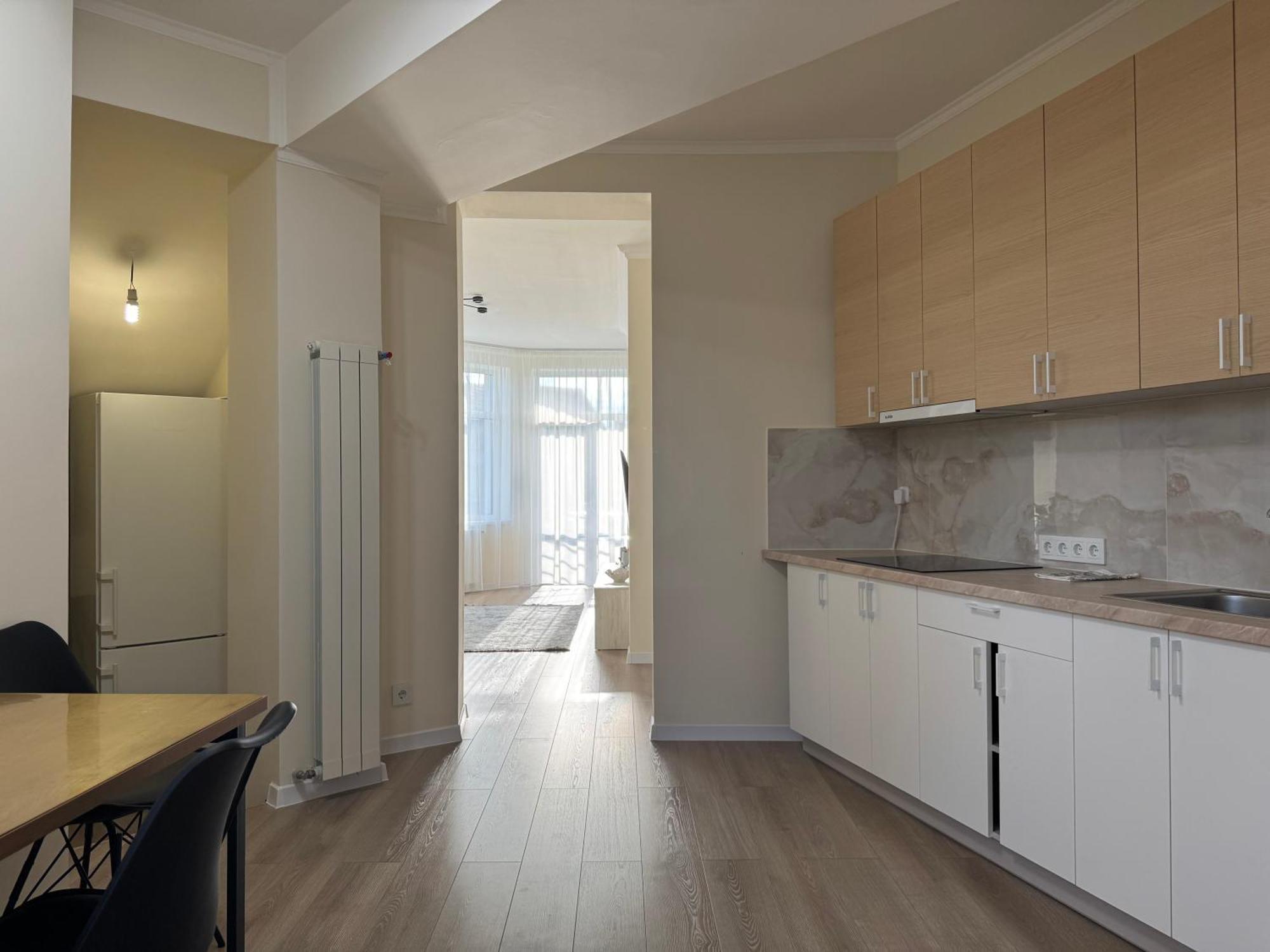 Авіа Apartment Uzhhorod Ngoại thất bức ảnh