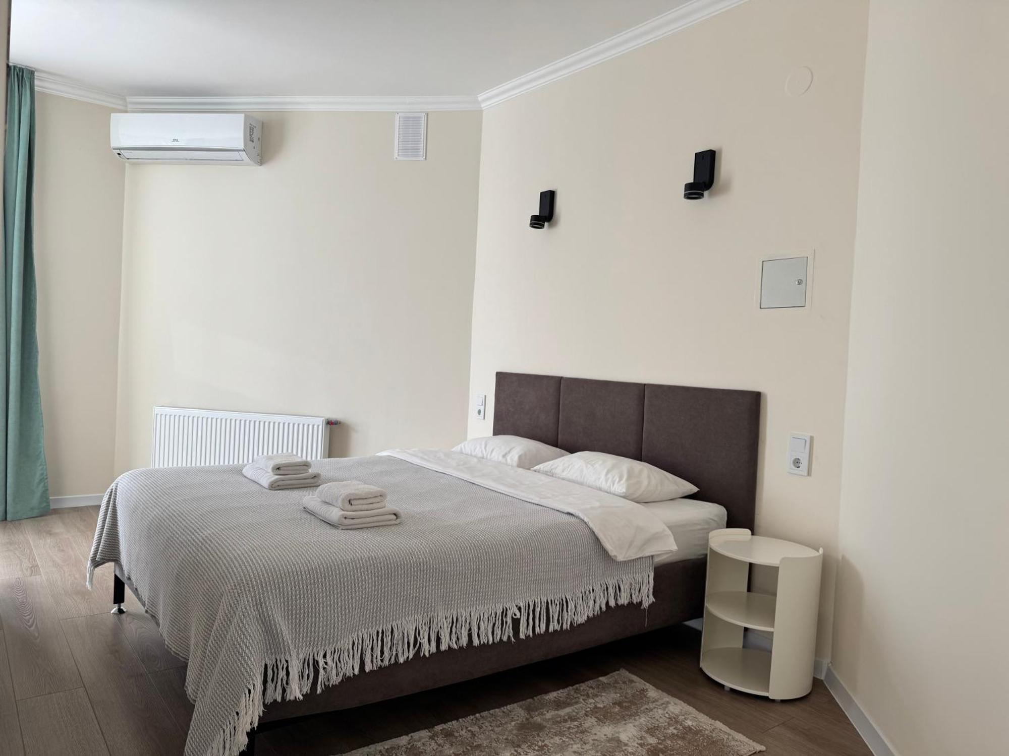Авіа Apartment Uzhhorod Ngoại thất bức ảnh