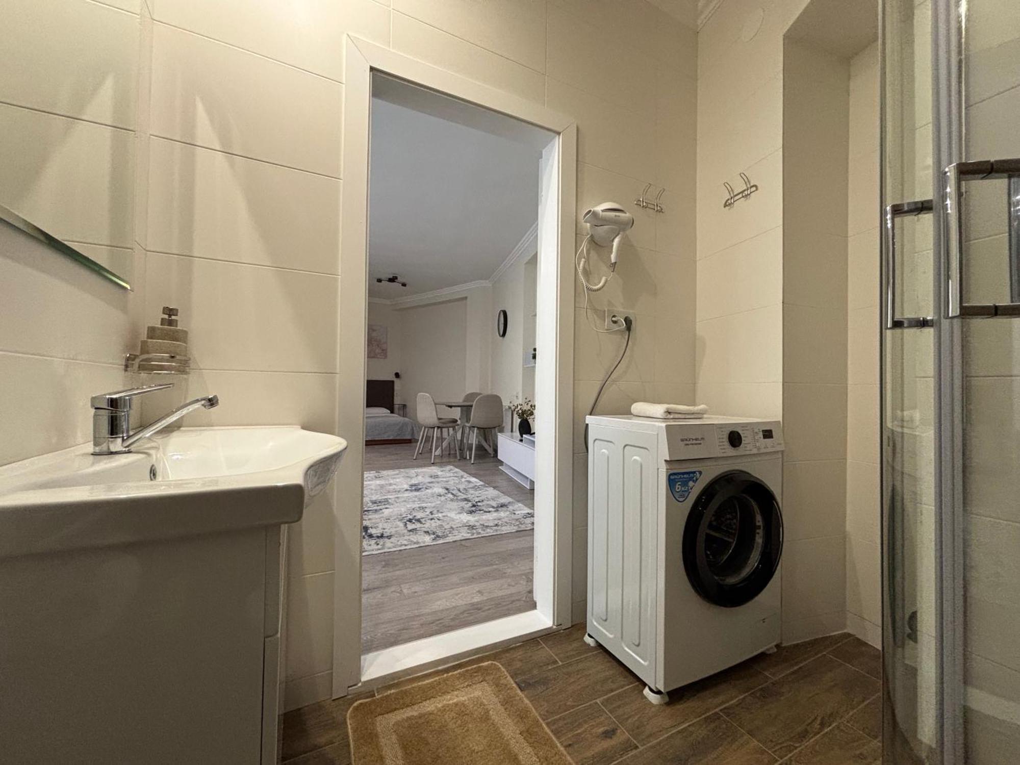Авіа Apartment Uzhhorod Ngoại thất bức ảnh