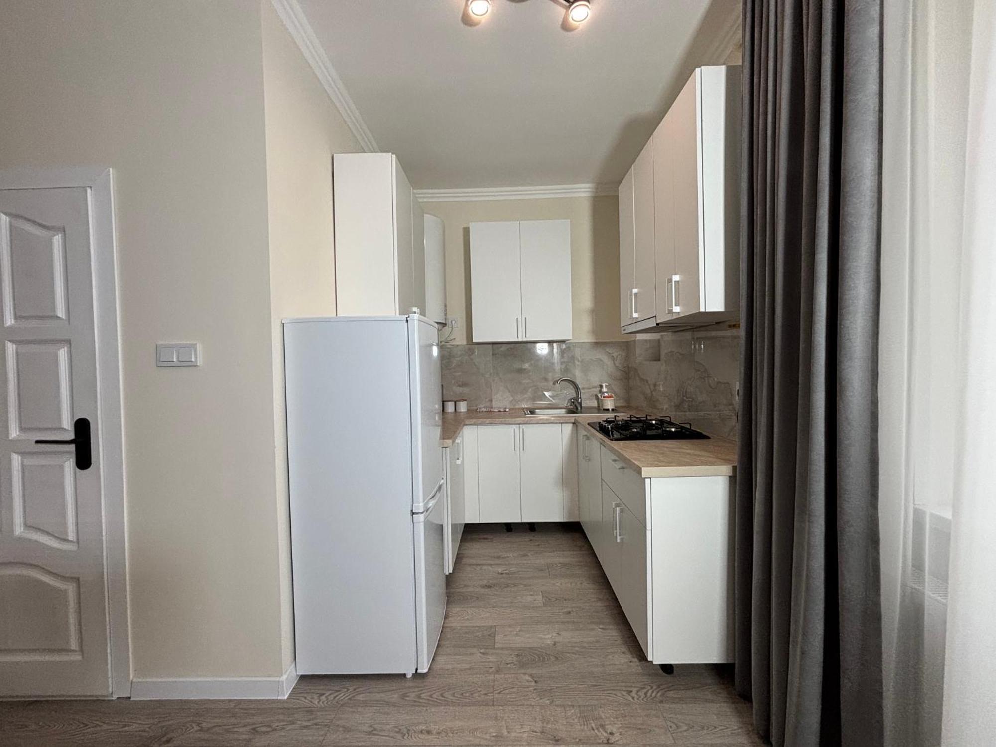 Авіа Apartment Uzhhorod Ngoại thất bức ảnh