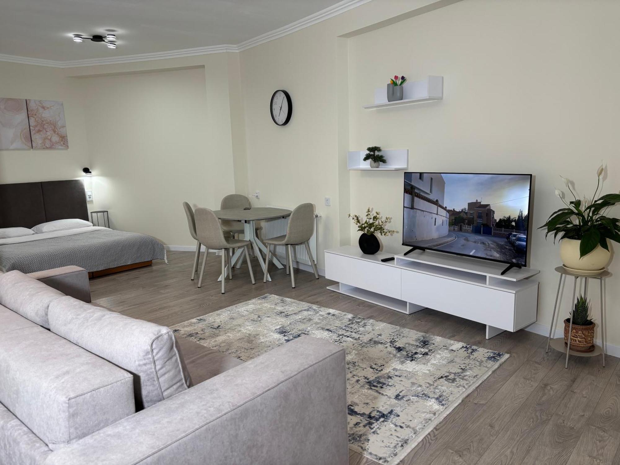 Авіа Apartment Uzhhorod Ngoại thất bức ảnh