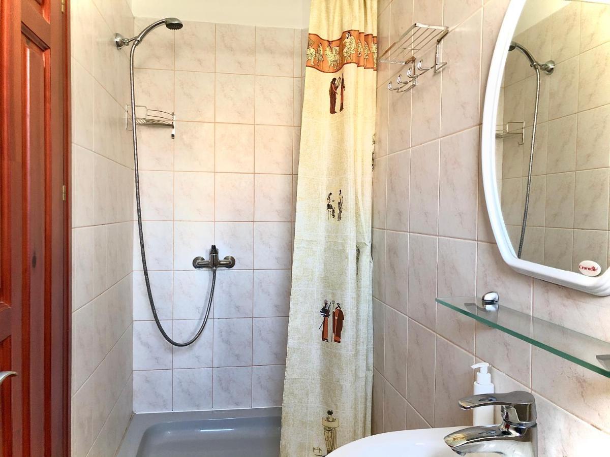 Авіа Apartment Uzhhorod Ngoại thất bức ảnh
